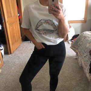 Kendall and Kylie tee